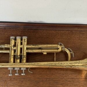 Classic Gold Trumpets 1967
